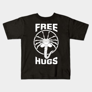 Free Facehugger Hugs Kids T-Shirt